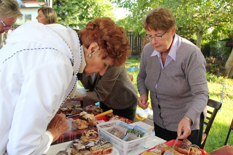 1. Festyn parafialny "Dach z serca" na os. Polskich Skrzydeł w Bielsku-Białej