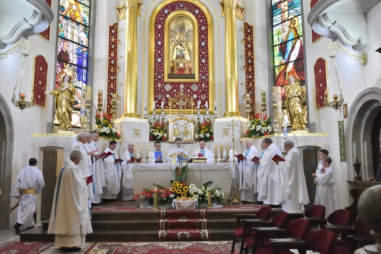 Limanowa. Wielki Odpust Maryjny - dzień 6.