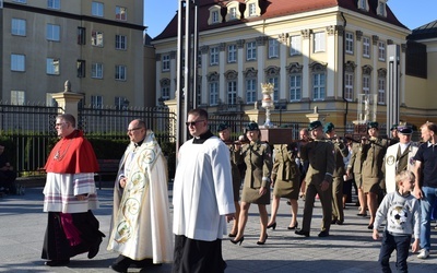 Wrocław objęty siłą patronów