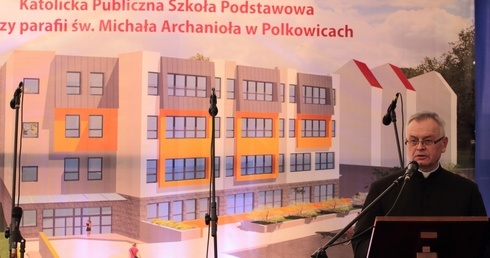 Polkowice. Uroczystość w katolickiej szkole