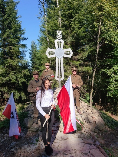 Krzyż partyzancki w Kamionce