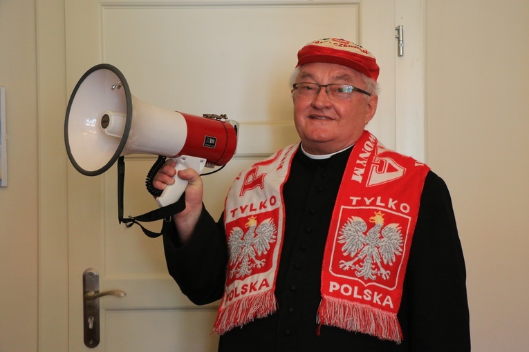 Śp. ks. prał. Marian Biskup w obiektywie "Gościa" i nie tylko