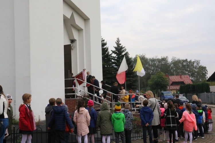 Dziękczynienie za 30 lat szkoły im. Piłsudskiego