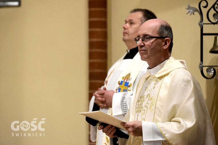 Uroczyste wprowadzenie w urząd proboszcza ks. Arkadiusza Chwastyka