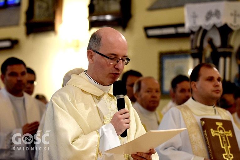 Uroczyste wprowadzenie w urząd proboszcza ks. Arkadiusza Chwastyka
