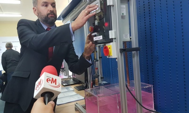Łaziska Górne. ZSEiU ma Laboratorium Inteligentnego Domu Taurona [ZDJĘCIA]