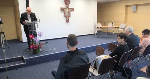 Bolesławiec. Sesja o Maryi