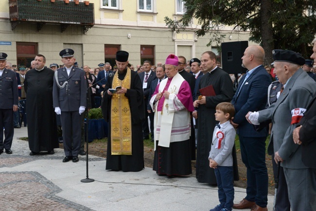 Odsłonięcie pomnika żołnierzy AK