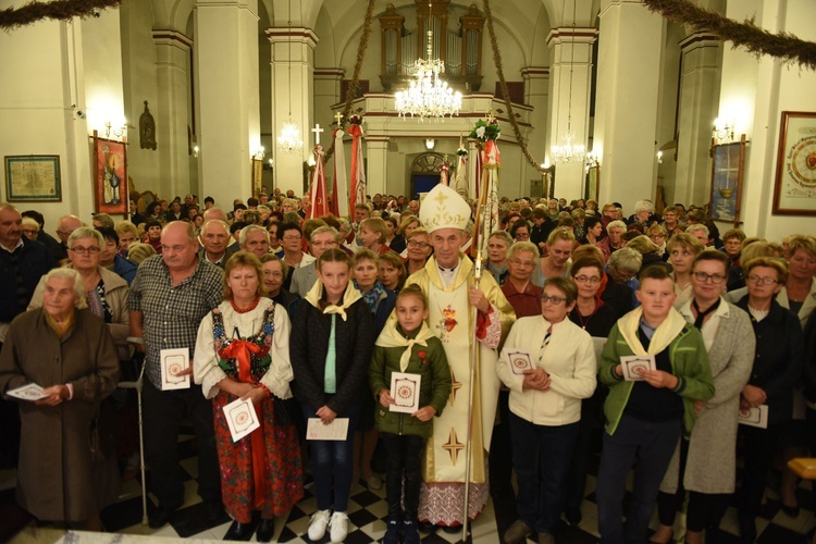 Pielgrzymka Arcybractwa Straży Honorowej NSPJ do Piwnicznej