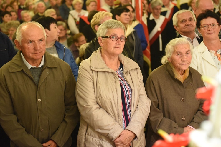 Pielgrzymka Arcybractwa Straży Honorowej NSPJ do Piwnicznej