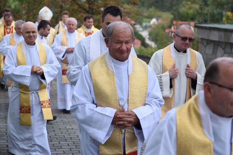 Pielgrzymka Arcybractwa Straży Honorowej NSPJ do Piwnicznej