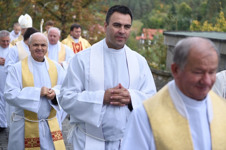 Pielgrzymka Arcybractwa Straży Honorowej NSPJ do Piwnicznej