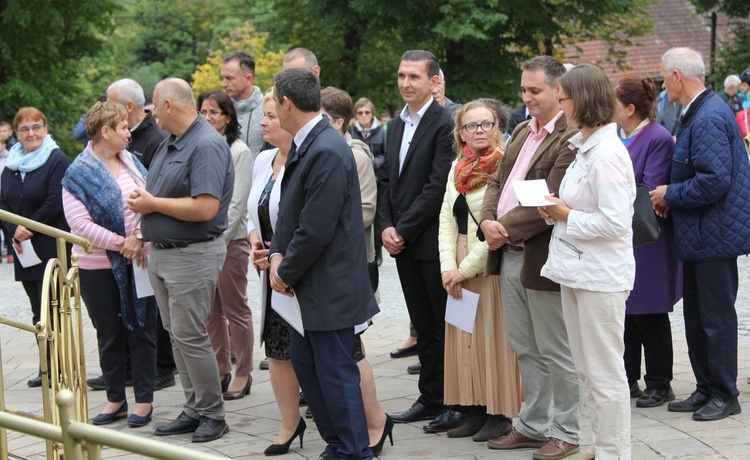 12. Pielgrzymka Rodzin Diecezji Bielsko-Żywieckiej do Kalwarii Zebrzydowskiej - 2019, cz. 1