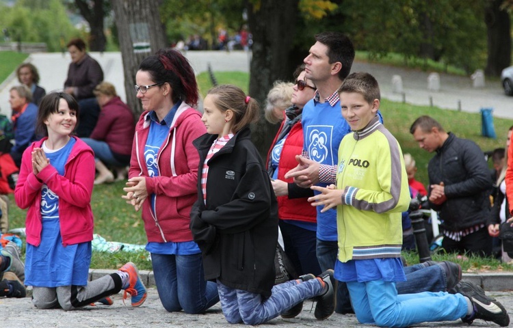 12. Pielgrzymka Rodzin Diecezji Bielsko-Żywieckiej do Kalwarii Zebrzydowskiej - 2019, cz. 1