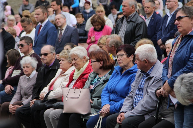 12. Pielgrzymka Rodzin Diecezji Bielsko-Żywieckiej do Kalwarii Zebrzydowskiej - 2019, cz. 1