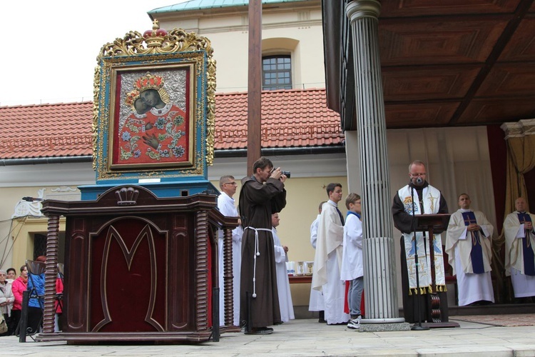 12. Pielgrzymka Rodzin Diecezji Bielsko-Żywieckiej do Kalwarii Zebrzydowskiej - 2019, cz. 1