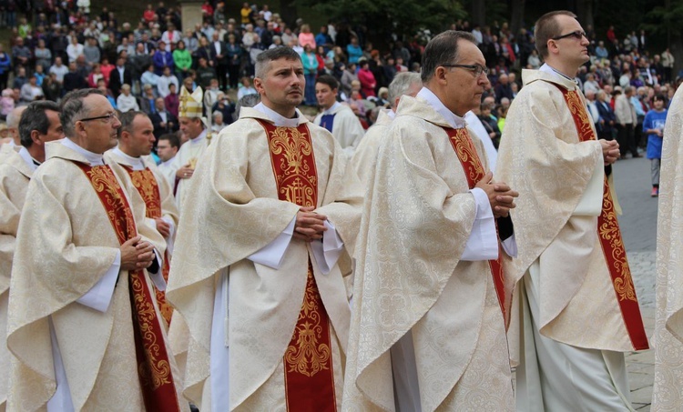 12. Pielgrzymka Rodzin Diecezji Bielsko-Żywieckiej do Kalwarii Zebrzydowskiej - 2019, cz. 1