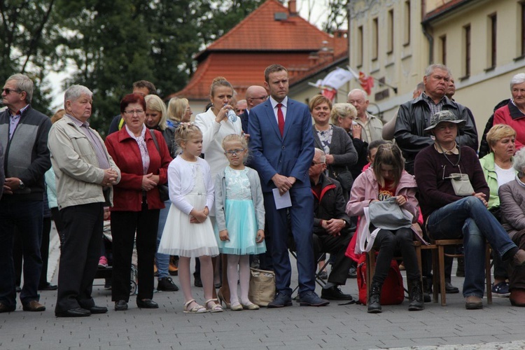 12. Pielgrzymka Rodzin Diecezji Bielsko-Żywieckiej do Kalwarii Zebrzydowskiej - 2019, cz. 1