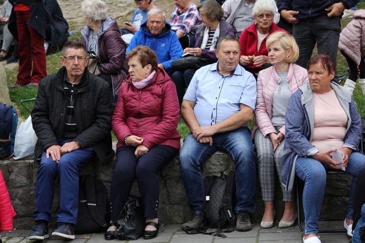 12. Pielgrzymka Rodzin Diecezji Bielsko-Żywieckiej do Kalwarii Zebrzydowskiej - 2019, cz. 1