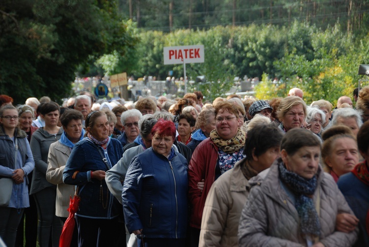 XV Pielgrzymka Kół Żywego Różańca do Domaniewic