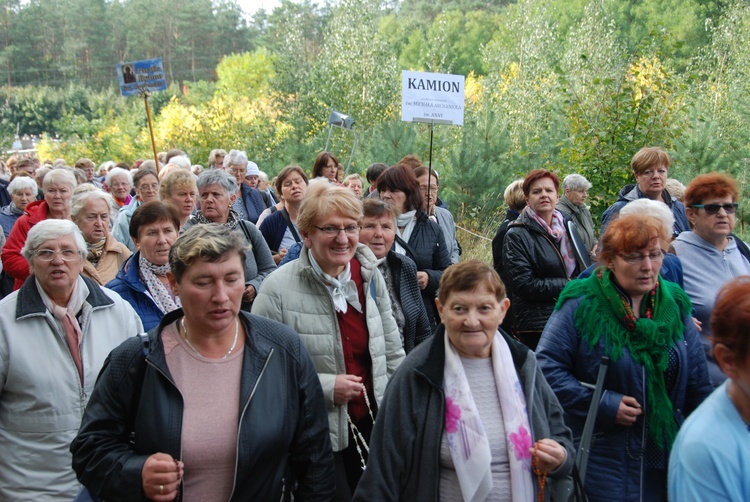 XV Pielgrzymka Kół Żywego Różańca do Domaniewic