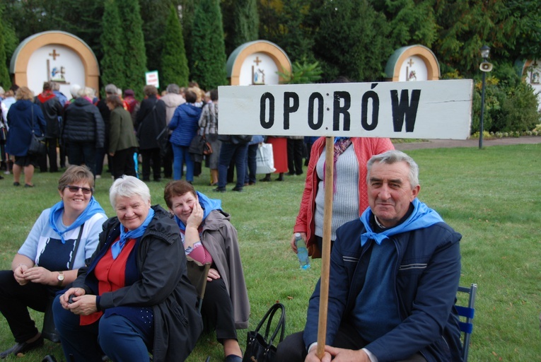 XV Pielgrzymka Kół Żywego Różańca do Domaniewic