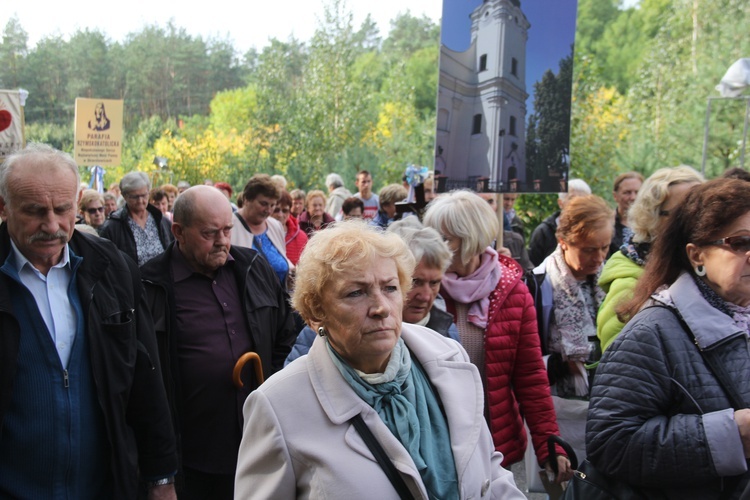 XV Pielgrzymka Kół Żywego Różańca do Domaniewic