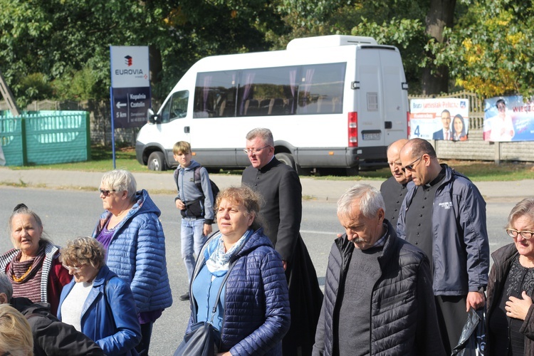 XV Pielgrzymka Kół Żywego Różańca do Domaniewic