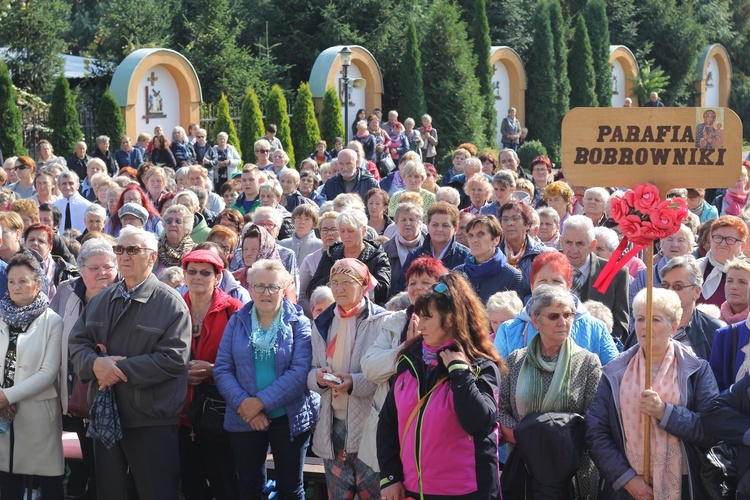 XV Pielgrzymka Kół Żywego Różańca do Domaniewic