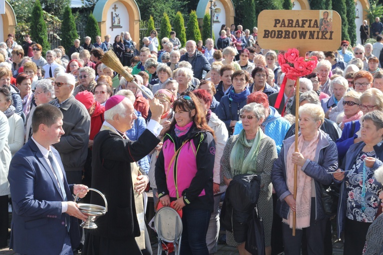 XV Pielgrzymka Kół Żywego Różańca do Domaniewic