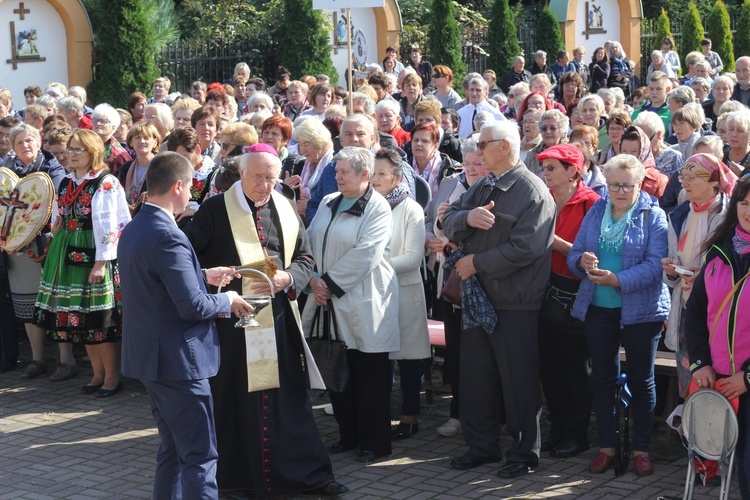 XV Pielgrzymka Kół Żywego Różańca do Domaniewic