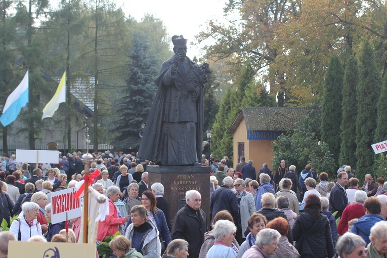 XV Pielgrzymka Kół Żywego Różańca do Domaniewic