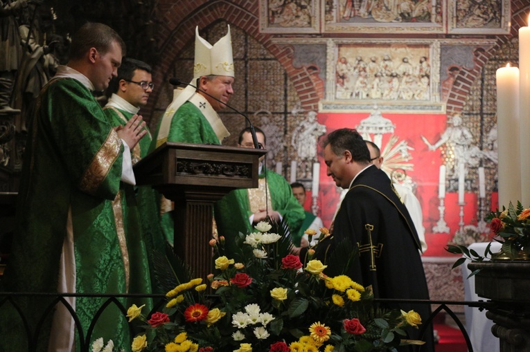 Pasowanie nowych dam i rycerzy Zakonu Korony Polskiej św. Kazimierza Królewicza