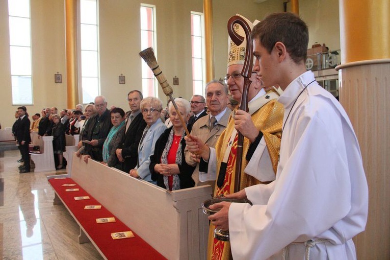 Konsekracja kościoła Świętej Rodziny w Lublinie