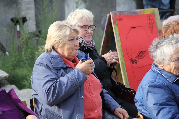 Piknik parafialny na Muchoborze Wielkim