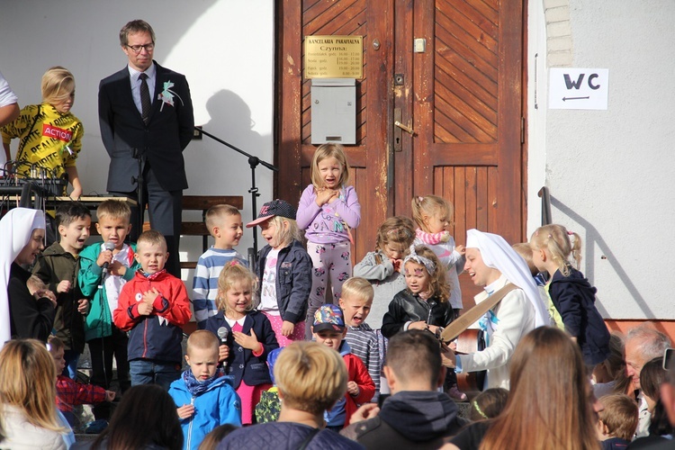 Piknik parafialny na Muchoborze Wielkim