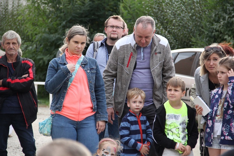 Piknik parafialny na Muchoborze Wielkim