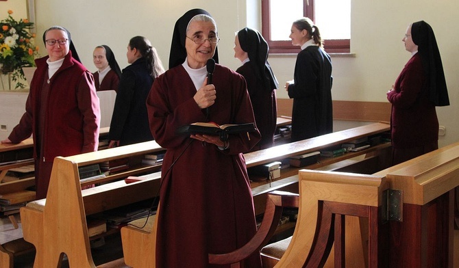 S. Urszula Nowińska zapraszała do jubileuszowego świętowania wszystkich obecnych w kościele sióstr 29 września.
