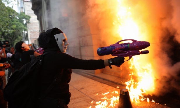 Proaborcjoniści próbowali podpalić katedrę w mieście Meksyk