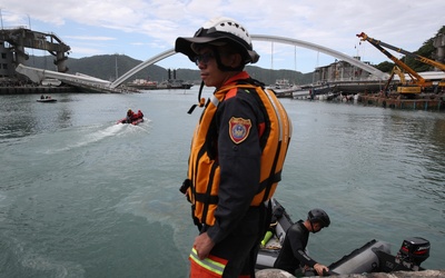 Tajwan: Zawalił się most nad zatoką na wschodzie kraju