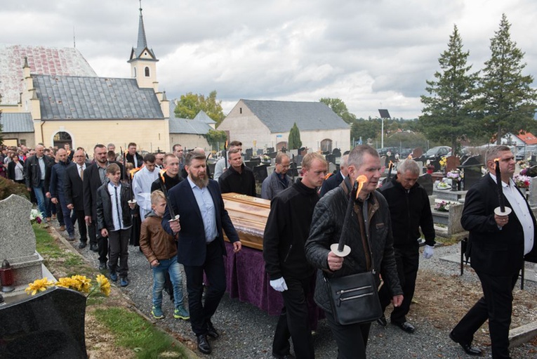 Uroczystości pogrzebowe o. Andrzeja Smołki SSCC