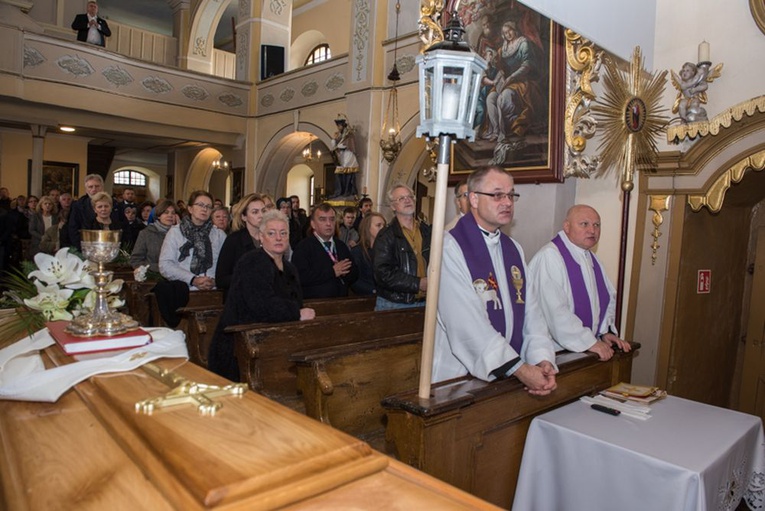 Uroczystości pogrzebowe o. Andrzeja Smołki SSCC
