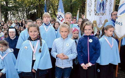 Chcą naśladować Matkę Bożą – Jej dobroć, rozmodlenie i bycie pomocną dla innych.