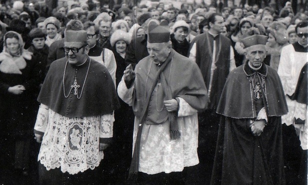 O Kościele katolickim w czasach wielkiej próby 