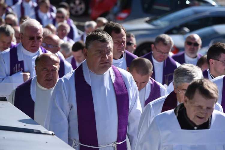 Pogrzeb śp. ks. Alojzego Drożdża