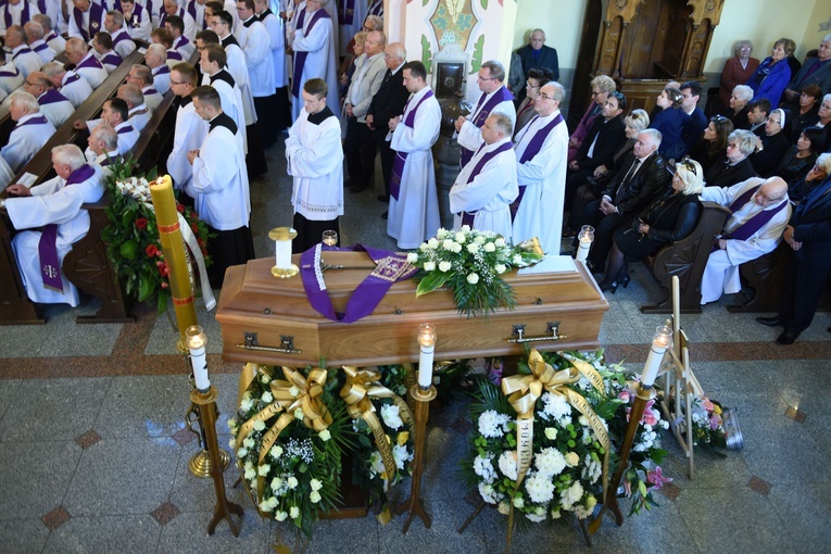 Pogrzeb śp. ks. Alojzego Drożdża