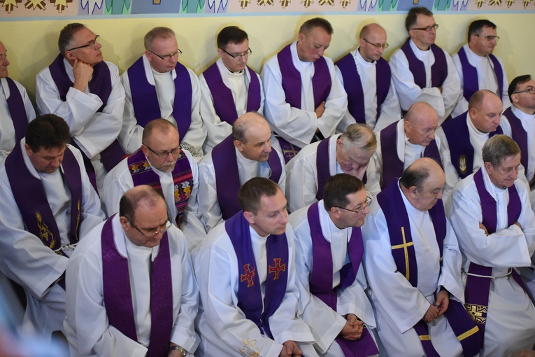 Pogrzeb śp. ks. Alojzego Drożdża