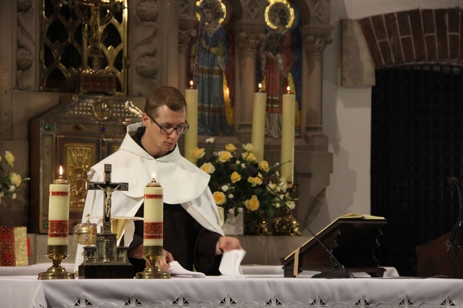 Odpust św. Teresy od Dzieciątka Jezus u karmelitanek bosych