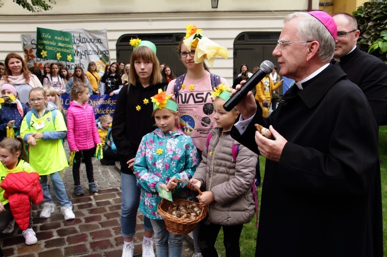 Międzypokoleniowy Żonkilowy Marsz Nadziei 2019