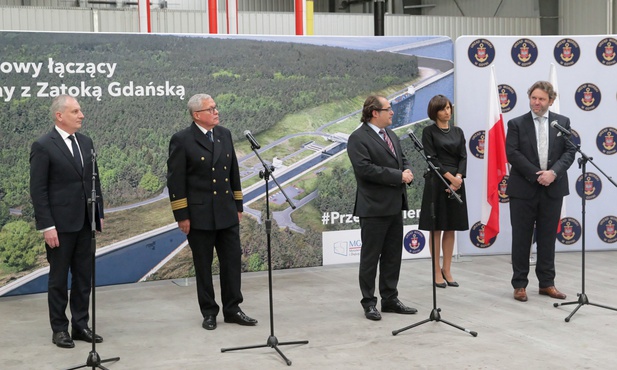 Podpisano umowę ws. budowy kanału żeglugowego przez Mierzeję Wiślaną